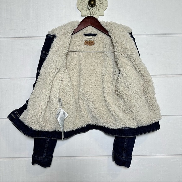 Levi's Women’s Original Sherpa Trucker Jacket Denim Size Medium - Picture 14 of 14